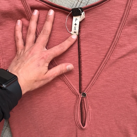 Free People keyhole top - Picture 2 of 3